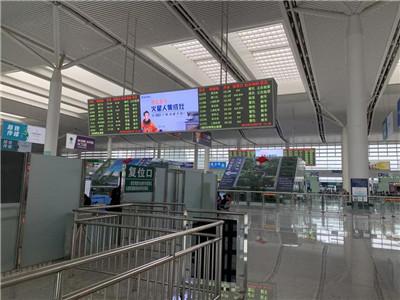 15549699841919416MZR.jpg 南昌站.jpg