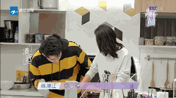 1555984011623182GdEN.gif 16.gif